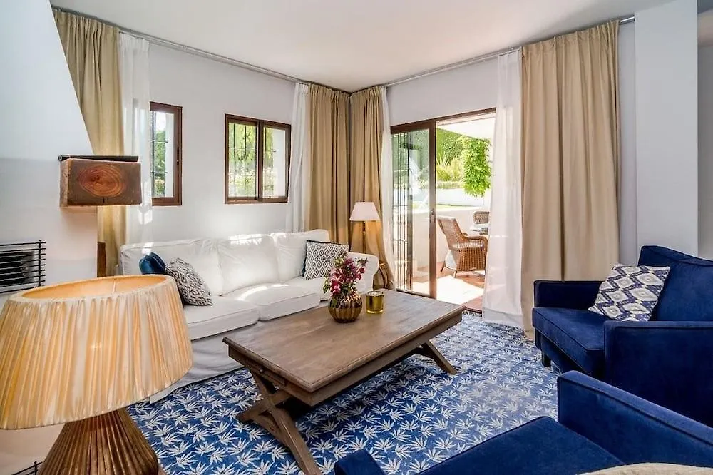 Apartment La Cascada - Roomservice Marbella